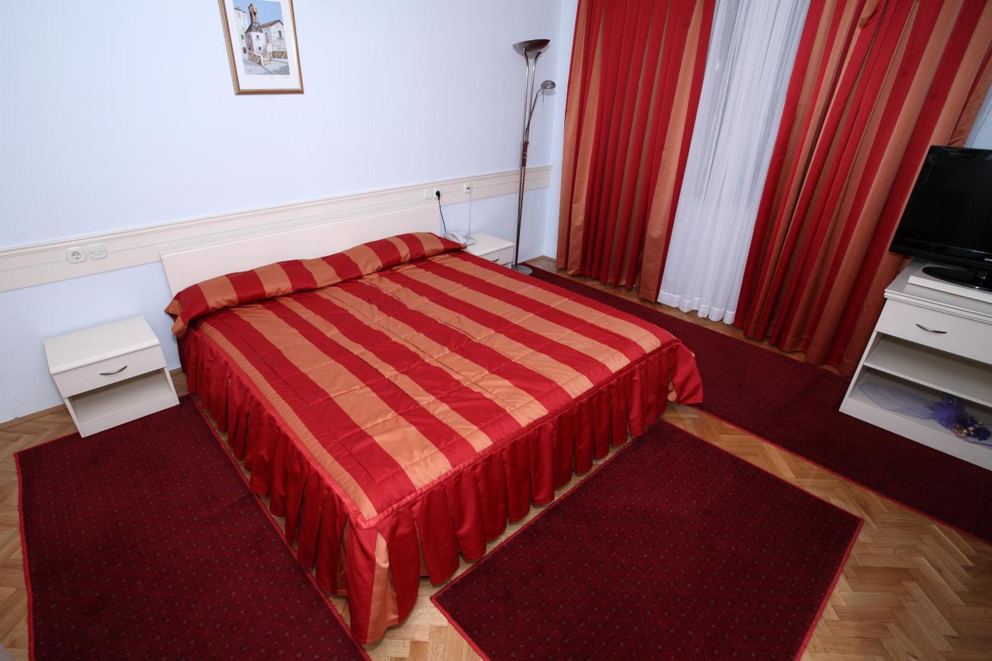 Hotel Narona Metković Exteriör bild